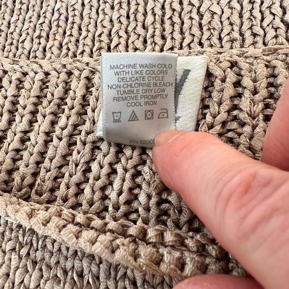 DKNY Metallic Gold Sleeveless Top, Medium - Picture 14 of 16